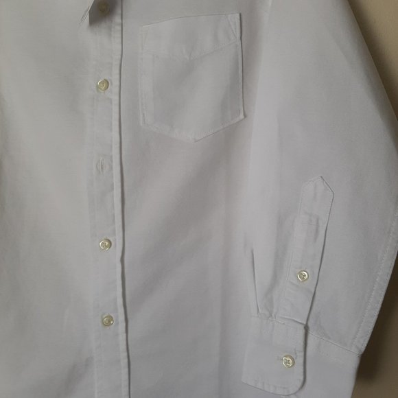 Boy's Gap Classic Oxford White Button Down Shirt - Picture 6 of 7